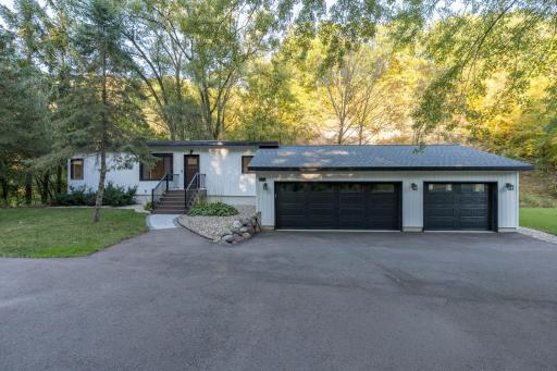 933 Thompson Ravine Road, Mankato, MN 56001