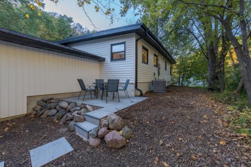 933 Thompson Ravine Road, Mankato, MN 56001