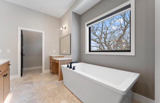 4935 Parkside Circle, Eagan, MN 55123
