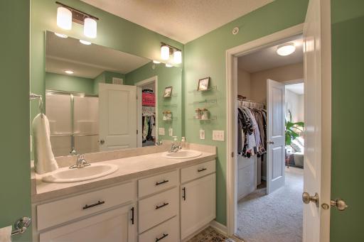 Nice to have dual sinks in private en suite.