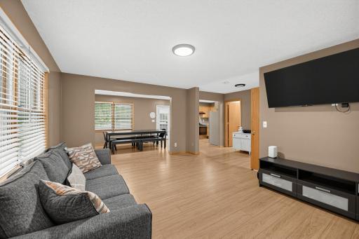 14_1115_Newton_Ave_N-Living_room-7644.jpg