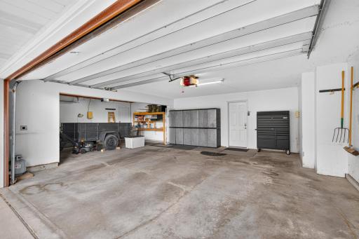 6585 Promontory Drive, Eden Prairie, MN 55346
