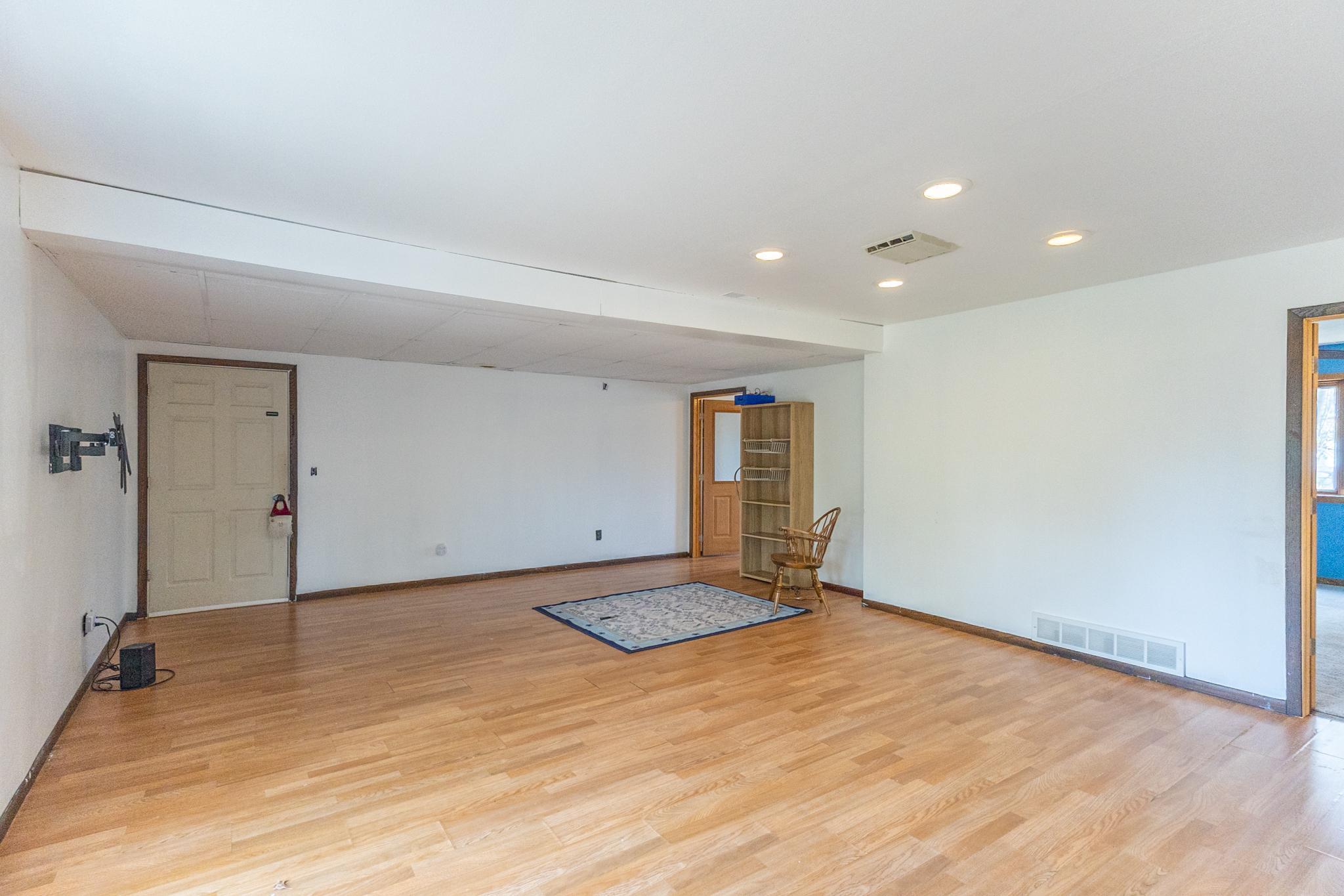 1311 3rd St-27.jpg