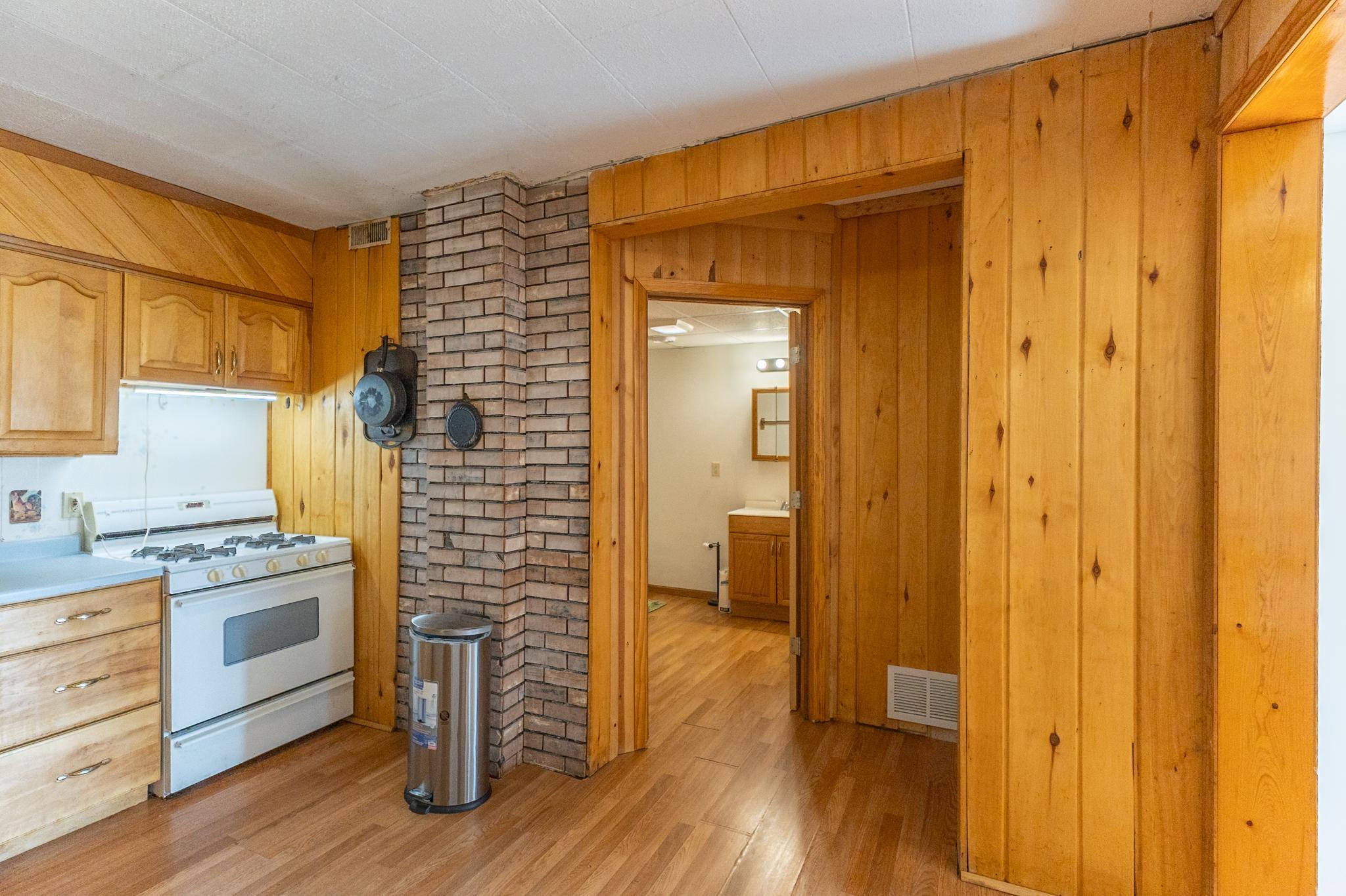 1311 3rd St-15.jpg