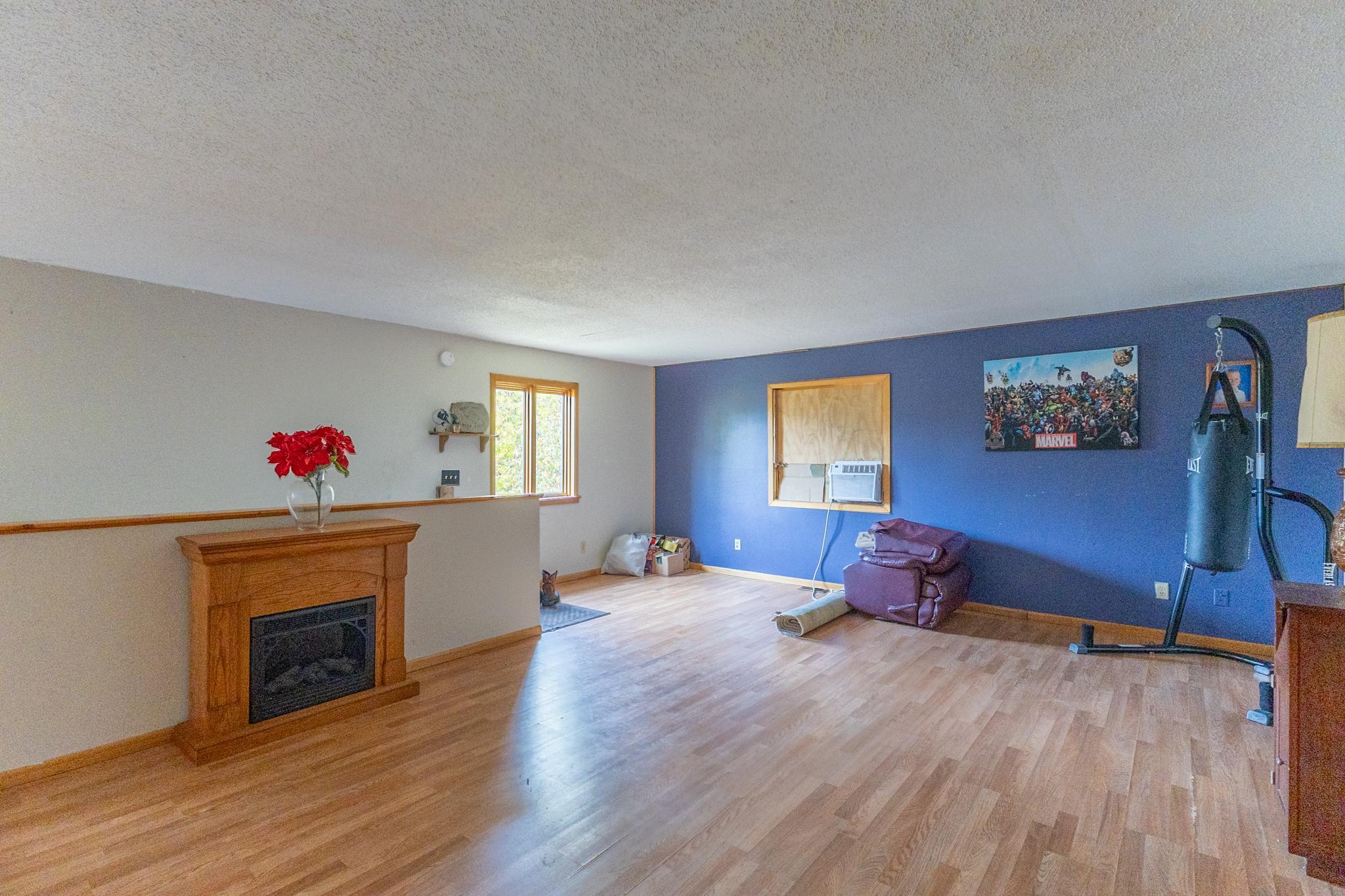 1311 3rd St-45.jpg