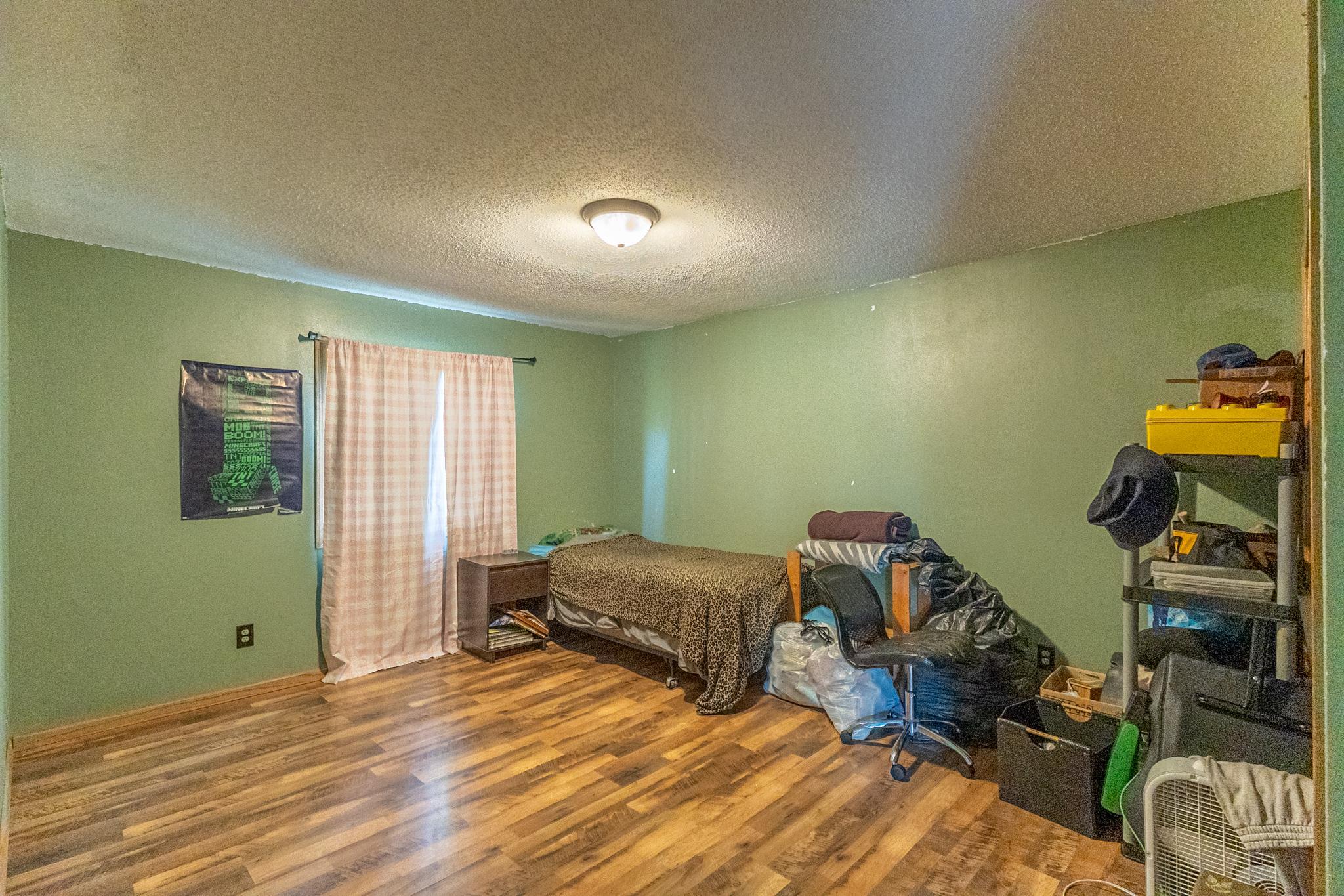 1311 3rd St-44.jpg