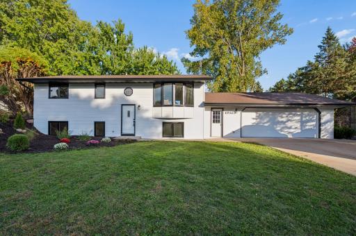 17532 Jaguar Path, Lakeville, MN 55044