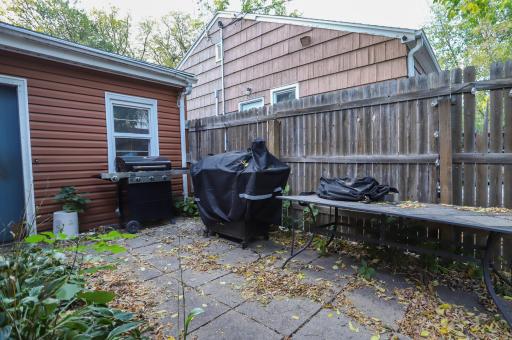 1425 12th Street N, Fargo, ND 58102