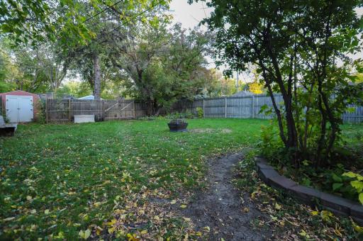 1425 12th Street N, Fargo, ND 58102