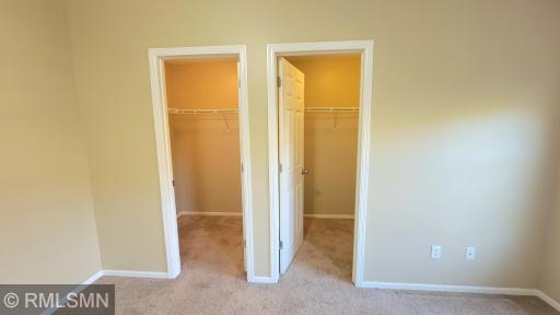 1355 White Oak Drive, Chaska, MN 55318