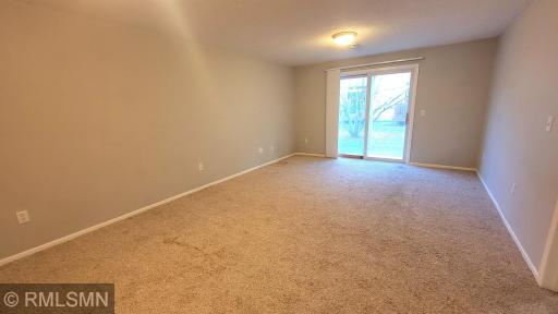 1355 White Oak Drive, Chaska, MN 55318