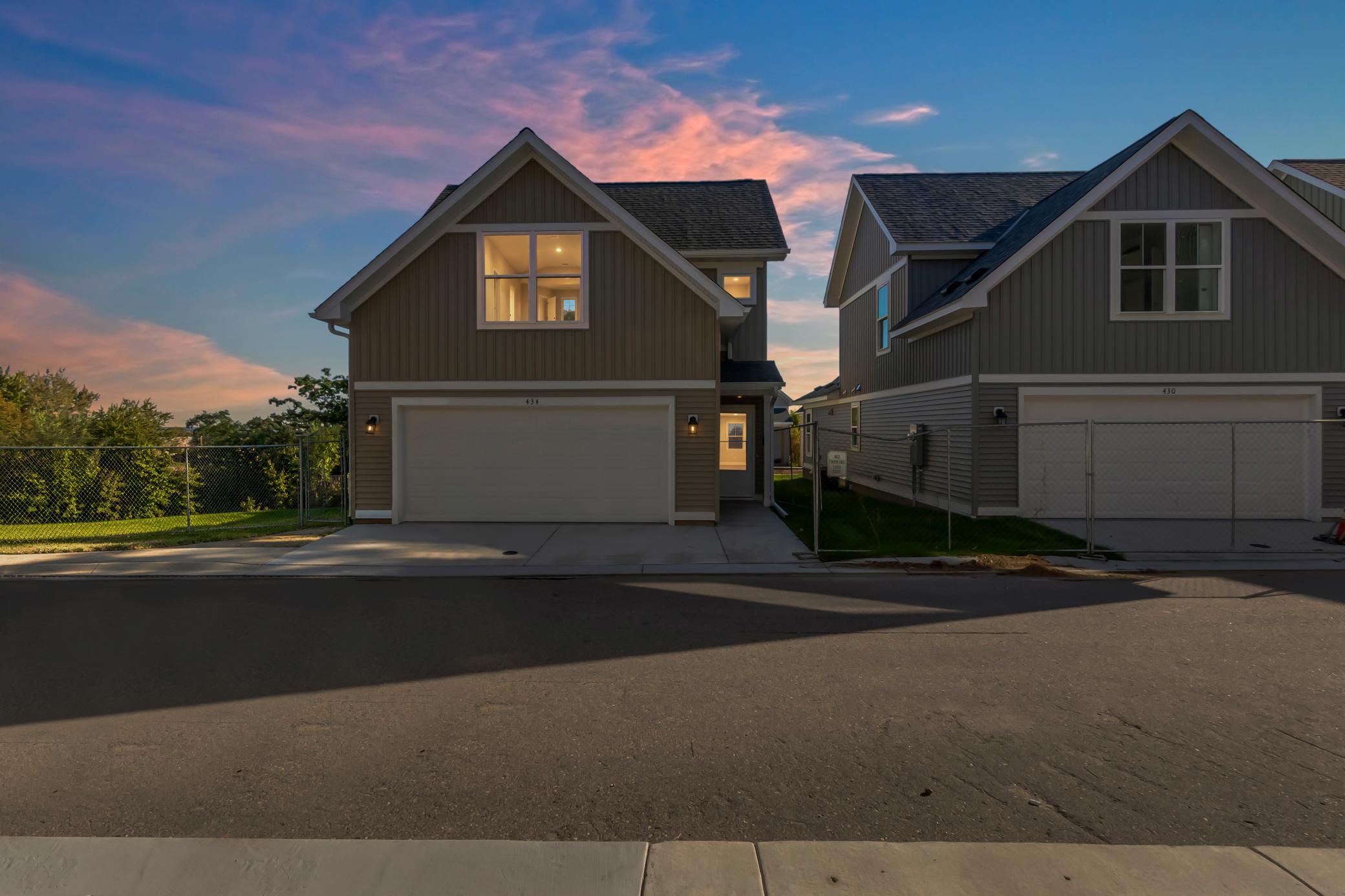 Property photo for 430 Rivoli Drive, Saint Paul, MN 55130
