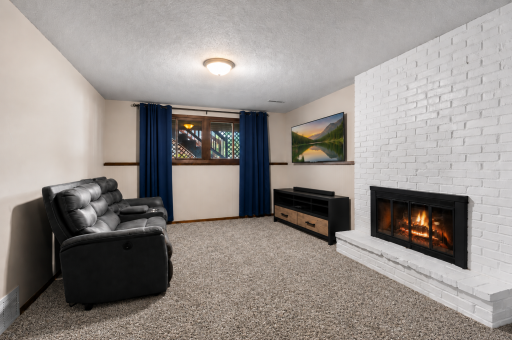 7300 Illies Avenue S, Cottage Grove, MN 55016