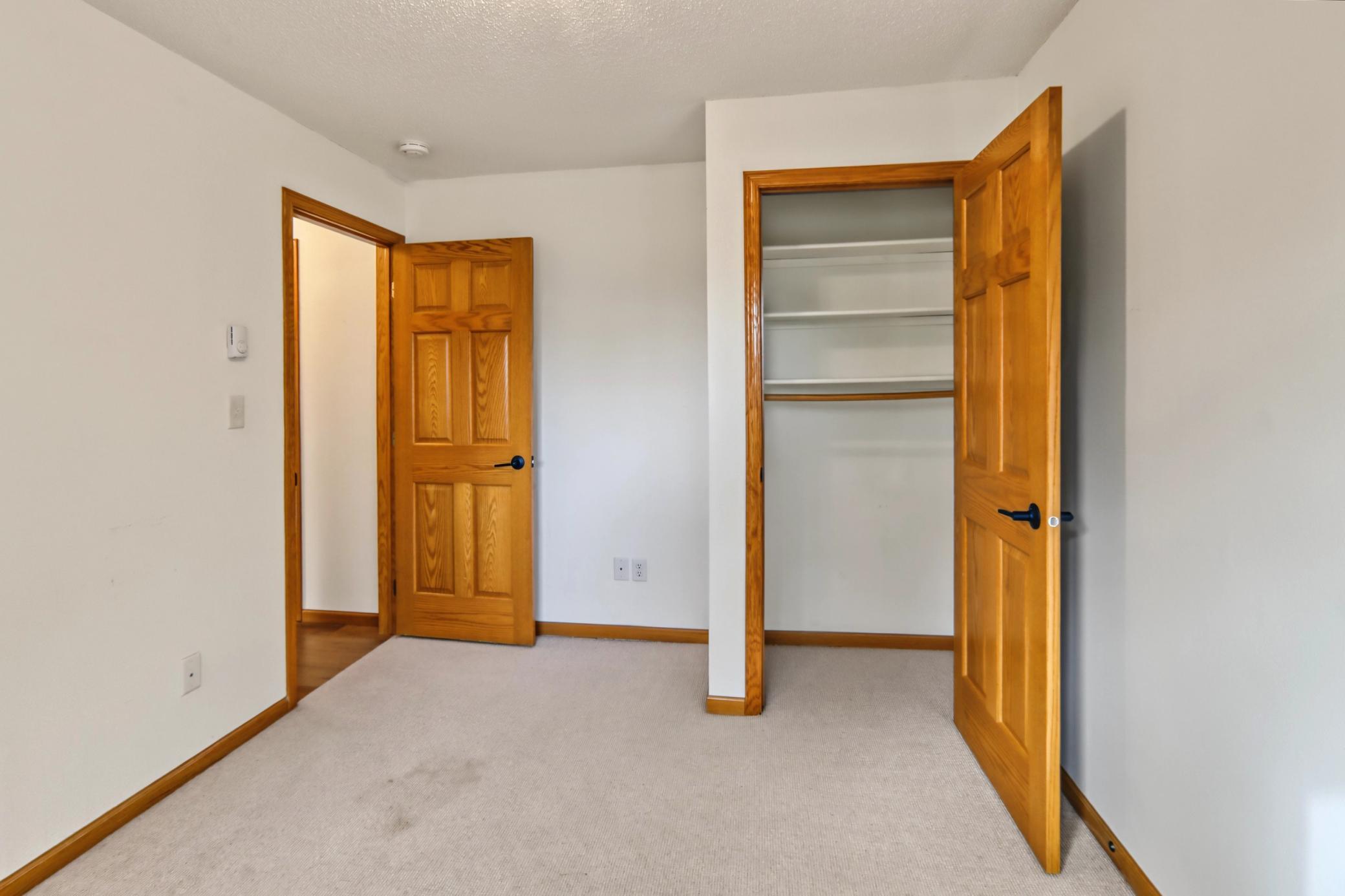 Upper Bedroom2.1.jpg