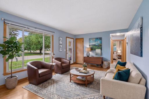 5210 52nd Avenue N, Crystal, MN 55429
