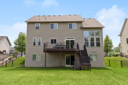18618 Dunbury Avenue, Farmington, MN 55024