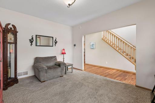 18618 Dunbury Avenue, Farmington, MN 55024