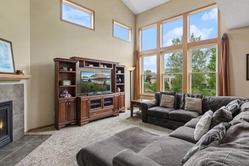 18618 Dunbury Avenue, Farmington, MN 55024