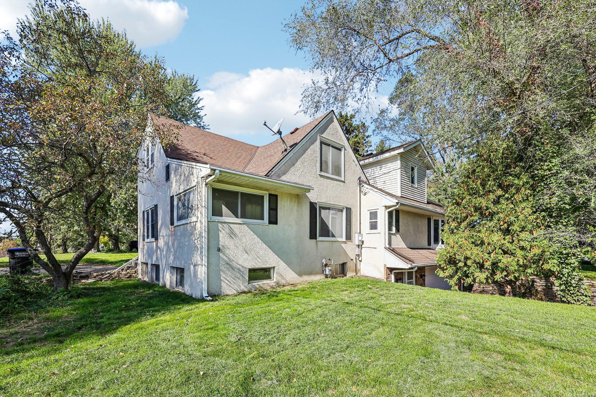 Property photo for 2347 Western Avenue N, Roseville, MN 55113