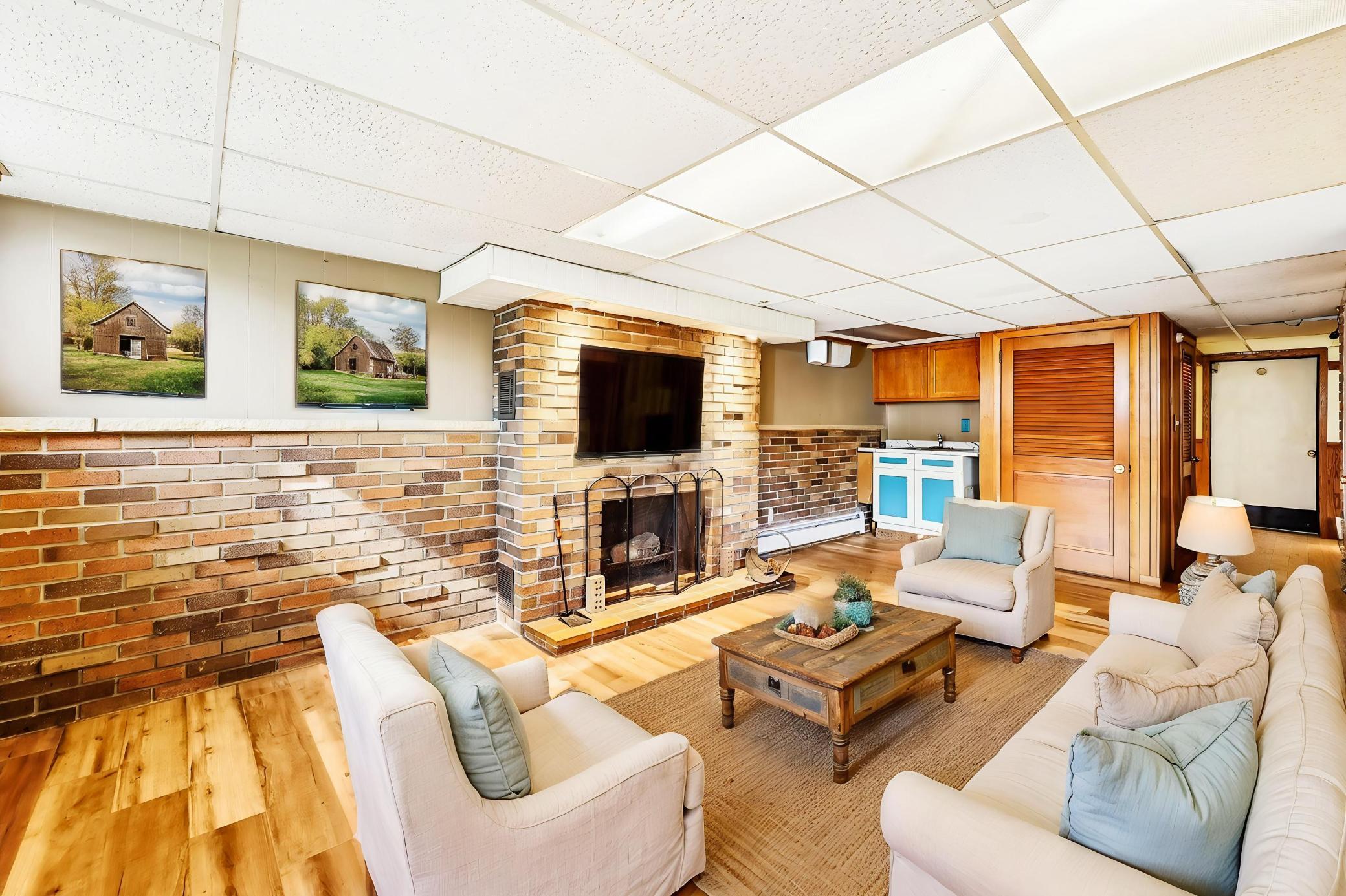 Lower level family room (Virtually staged)