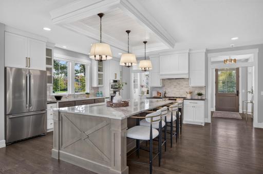 1825 Annika Drive N, Lake Elmo, MN 55042