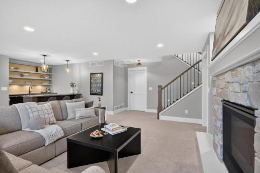1825 Annika Drive N, Lake Elmo, MN 55042