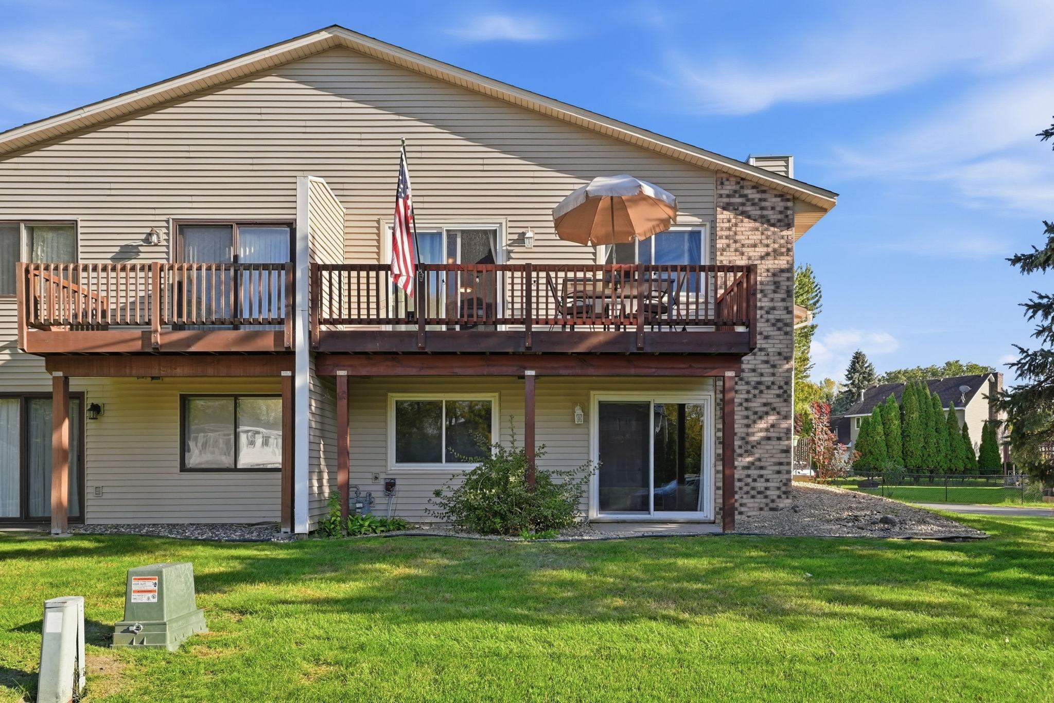 Deck above, walkout below