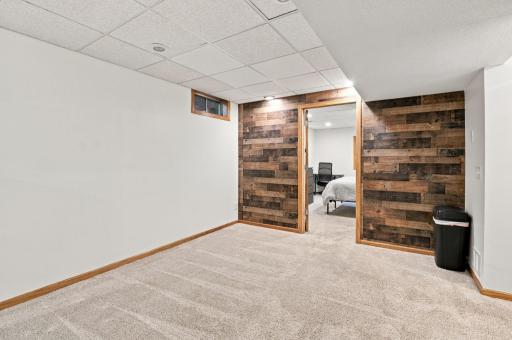 9078 Sierra Road, Woodbury, MN 55125