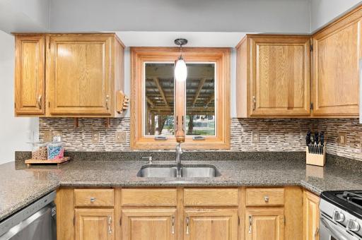 9078 Sierra Road, Woodbury, MN 55125