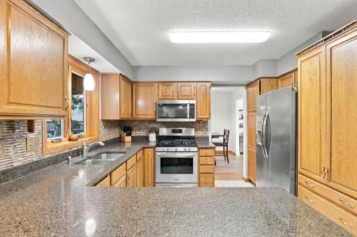 9078 Sierra Road, Woodbury, MN 55125