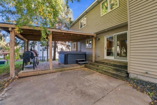 9078 Sierra Road, Woodbury, MN 55125