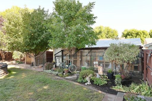 2213 26 1/2 Avenue S, Fargo, ND 58103