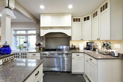 2213 26 1/2 Avenue S, Fargo, ND 58103