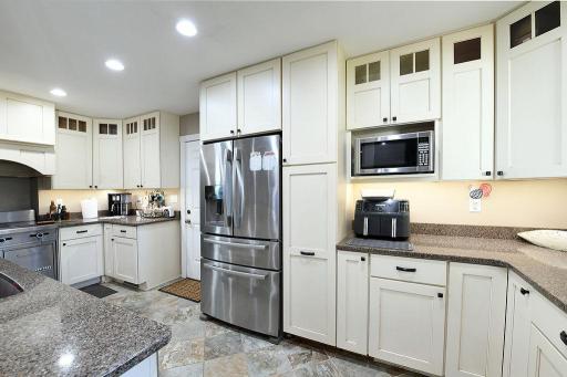 2213 26 1/2 Avenue S, Fargo, ND 58103