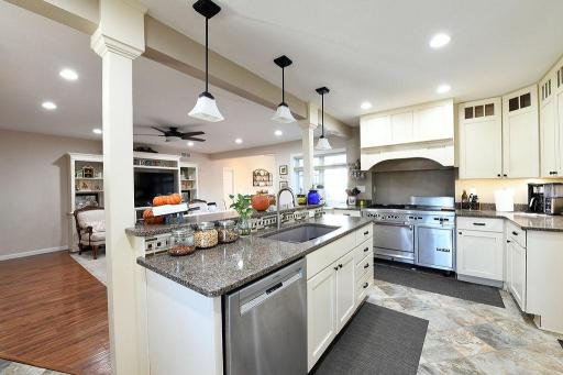 2213 26 1/2 Avenue S, Fargo, ND 58103