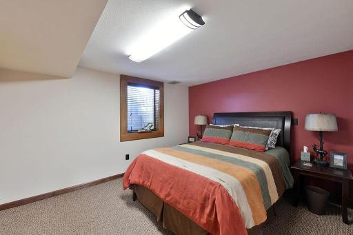 2213 26 1/2 Avenue S, Fargo, ND 58103