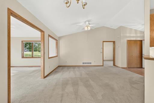 3813 Impatiens Lane N, Brooklyn Park, MN 55443