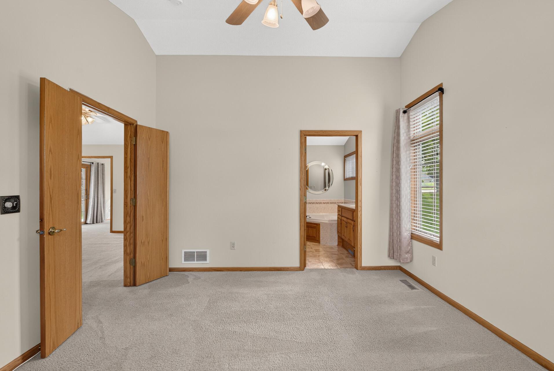 Let's peek at the Owners Suite Bathroom
