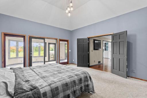 45-web-or-mls-9490 Wedgewood Dr-88.jpg