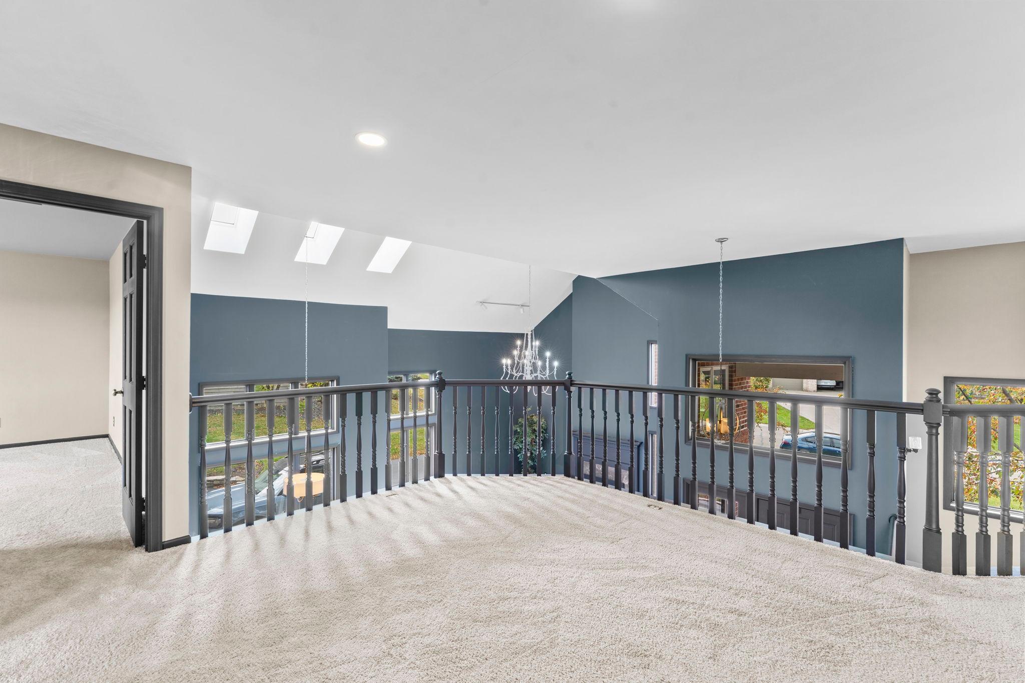 43-web-or-mls-9490 Wedgewood Dr-23.jpg
