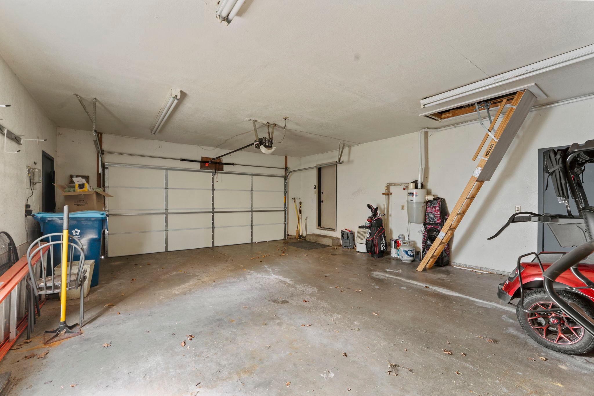 79-web-or-mls-9490 Wedgewood Dr-323.jpg