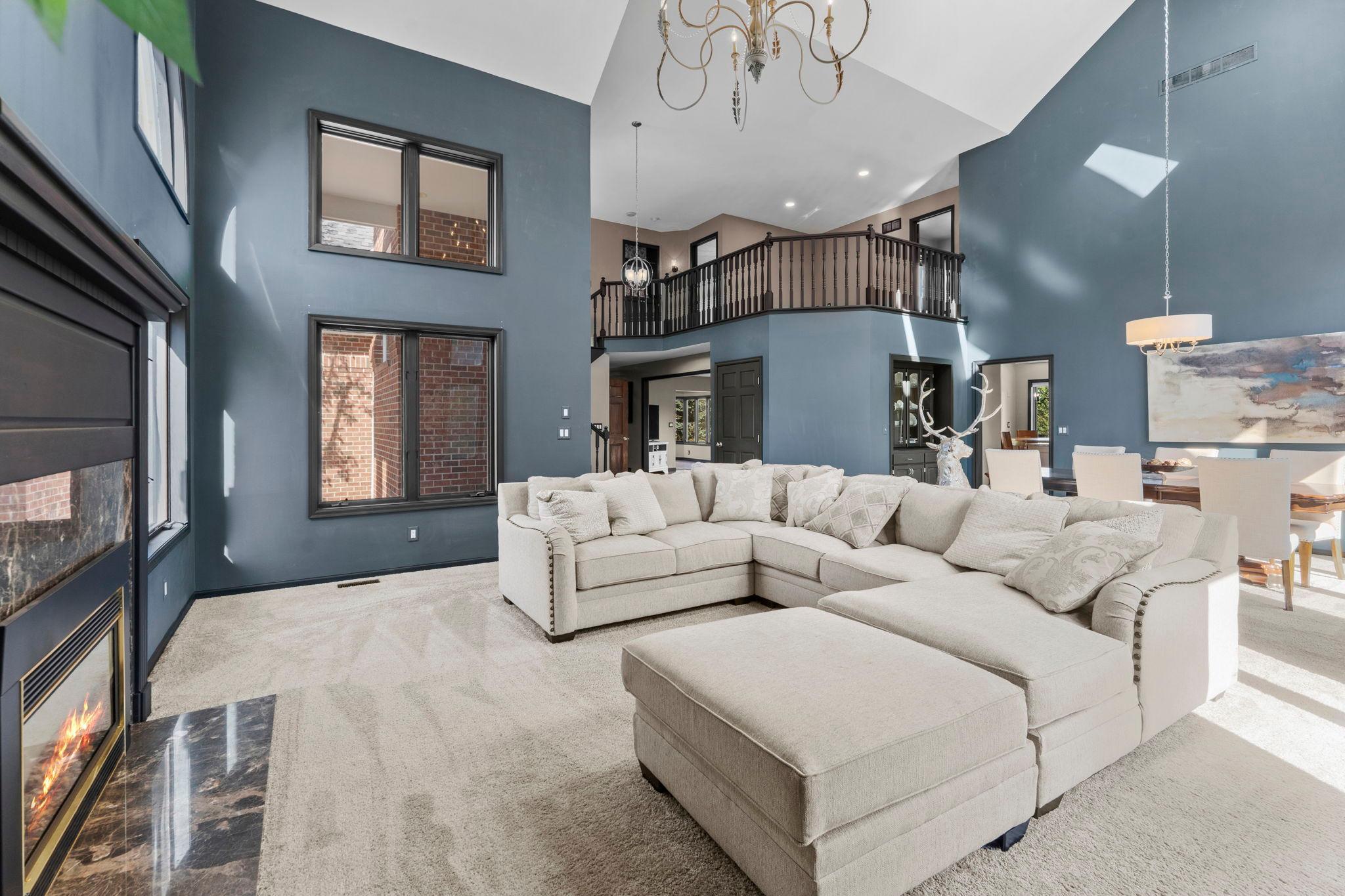 20-web-or-mls-9490 Wedgewood Dr-213.jpg