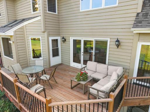 93-web-or-mls-9490 Wedgewood Dr-410.jpg