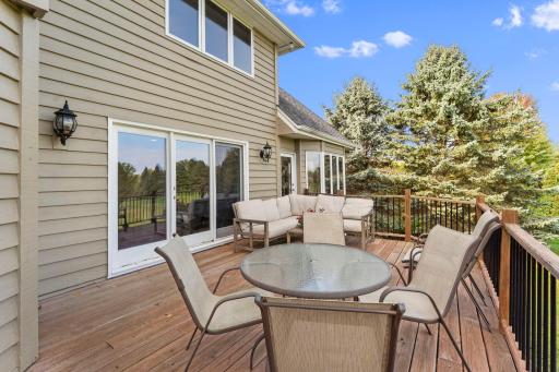 80-web-or-mls-9490 Wedgewood Dr-361.jpg