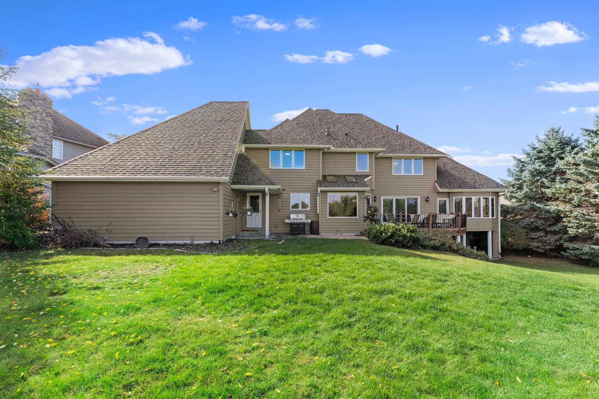 86-web-or-mls-9490 Wedgewood Dr-353.jpg