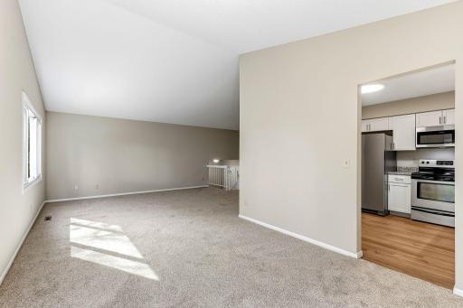13205 W Manor Boulevard, Burnsville, MN 55337