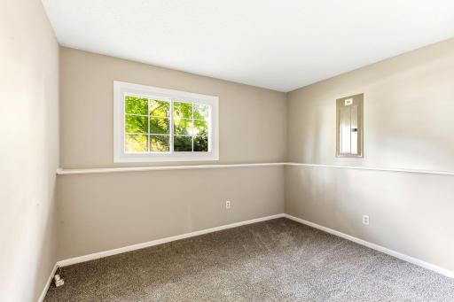 13205 W Manor Boulevard, Burnsville, MN 55337