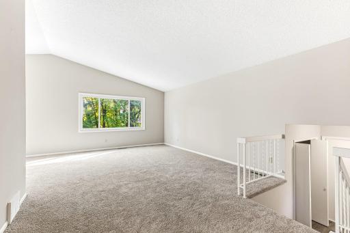 13205 W Manor Boulevard, Burnsville, MN 55337