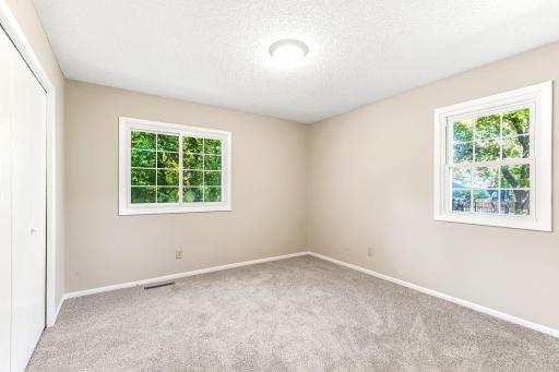 13205 W Manor Boulevard, Burnsville, MN 55337