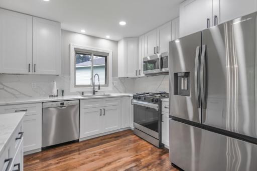 14625 40th Place N, Plymouth, MN 55446